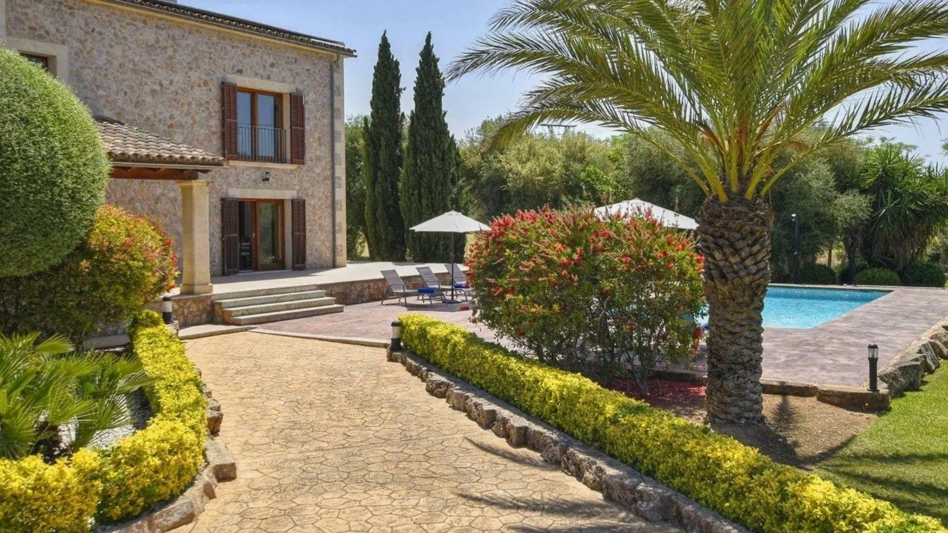 Дом отдыха Atemberaubende Villa Mit Pool Und Panoramablick In Unmittelbarer Naehe Von Alcudia Und Dem Meer Испания