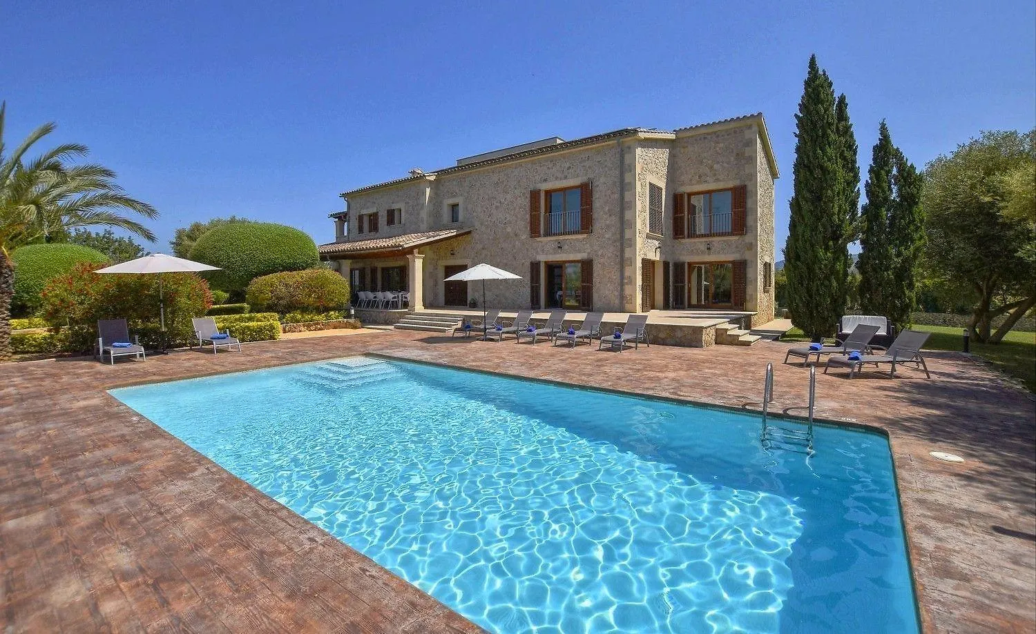 Atemberaubende Villa Mit Pool Und Panoramablick In Unmittelbarer Naehe Von Alcudia Und Dem Meer 0*, Алькудия Испания